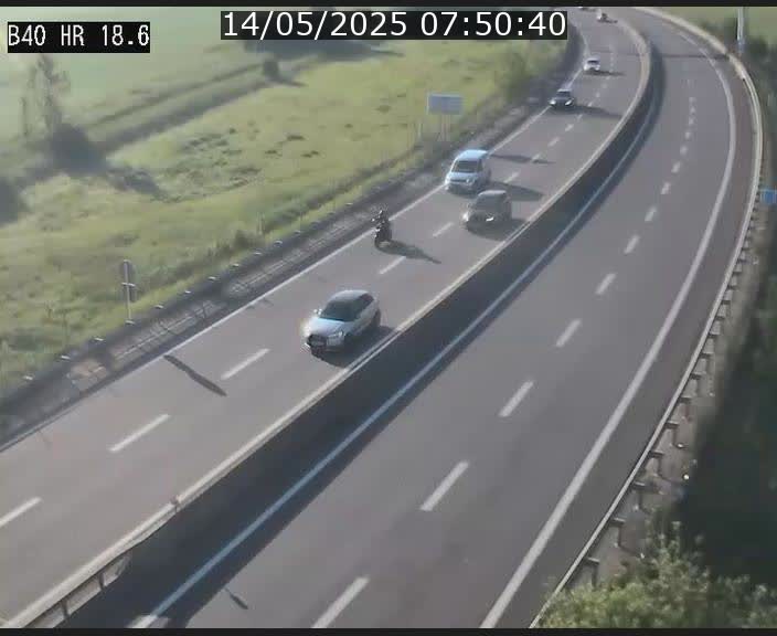 Webcam sur la route de liaison entre Micheville et Esch-Belval à la frontière entre le Luxembourg et la France. Vue orientée vers la Lorraine.