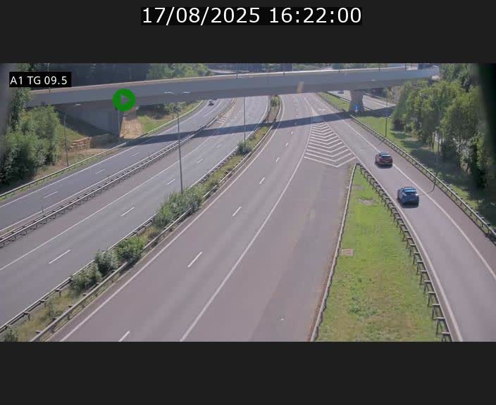 Traffic live webcam Luxembourg Jonction Grünewald - A1 direction Luxembourg-ville - BK 9.5