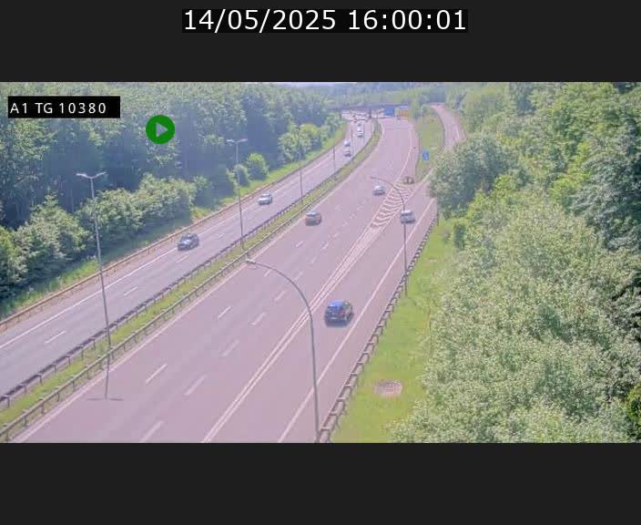 Traffic live webcam Luxembourg Senningerberg - A1 direction Luxembourg Kirchberg - BK 10.3