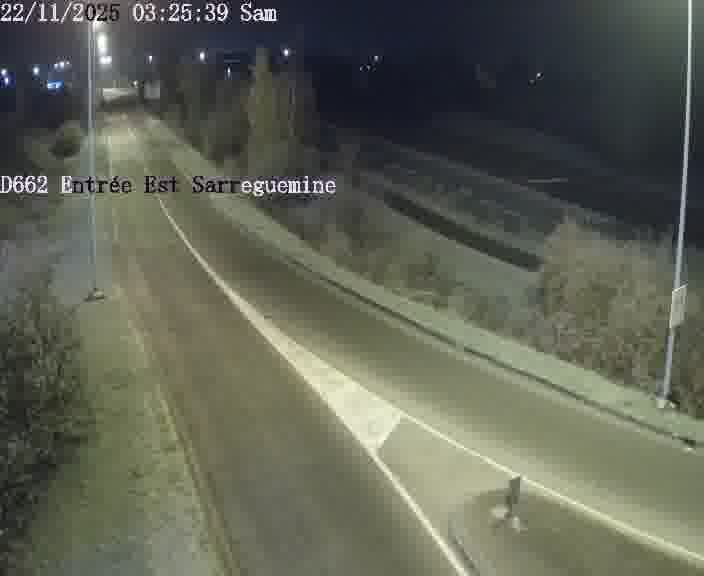 Point de vue trafic déployé sur D662 (France) à Sarreguemines, regardant vers Sarreguemines, aidant conducteurs et services à anticiper les flux.