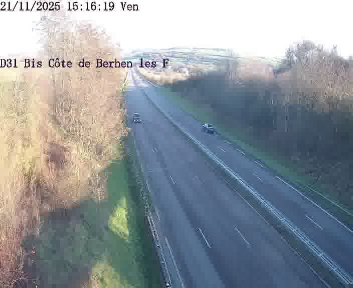 Webcam de surveillance sur D31bis (France) à Behren-lès-Forbach, cadrée vers Sarreguemines, proposant une information routière utile aux déplacements quotidiens.