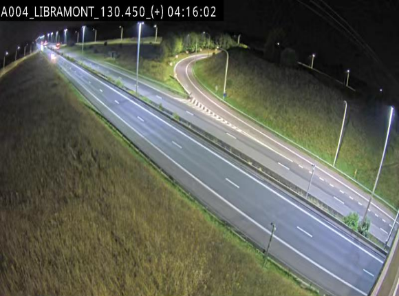 Webcam à Libramont sur l'E411 à la jonction avec la N89 menant vers Bouillon et la France. Vue orientée vers Arlon