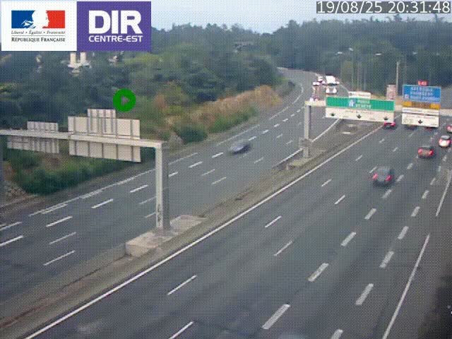 Caméra de circulation routière sur le boulevard périphérique Laurent Bonnevay de Lyon (D383) à hauteur de Bron, avant la jonction avec l'A43. Vue orientée vers l'échangeur