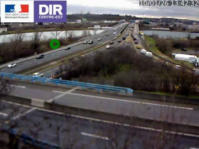Clone of Caméra de circulation sur A7 à Lyon Perrache vers Marseille, le long du Rhône
