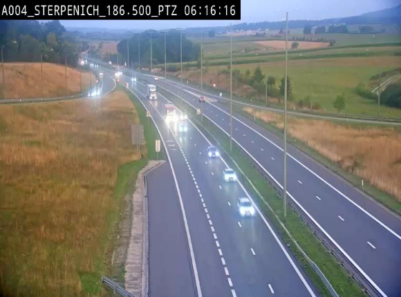 Webcam E411 à Sterpenich en Belgique près de la frontière du Luxembourg. Vue orientée vers Bruxelles