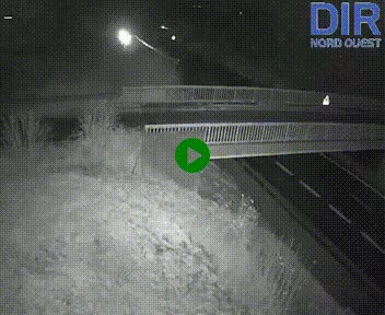 Webcam sur A84 à hauteur de Pont-Farcy, au niveau du pont autoroutier sur la Vire, au sud de Saint-Lô