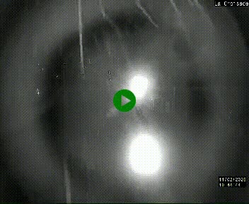 Webcam au carrefour de la croisade, à la jonction entre la N22 et la N320, avant le poste de douane franco-andorrane. Webcam à 1790 mètres d'altitude