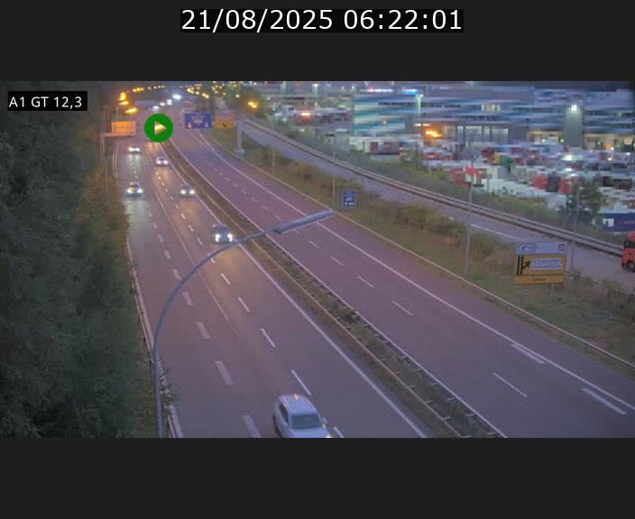 Traffic live webcam Luxembourg Senningerberg - A1 direction Allemagne - BK 12.3