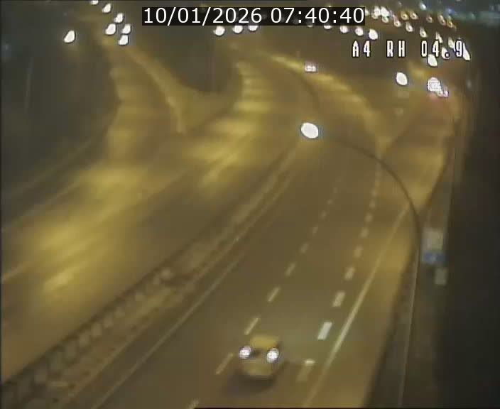 Traffic live webcam Luxembourg Leudelange - A4 - BK 4.9 - direction Luxembourg