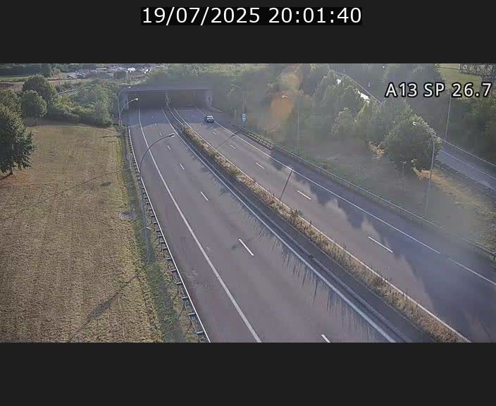 Traffic live webcam Luxembourg Frisange - A13 direction Luxembourg-ville - BK 26.7