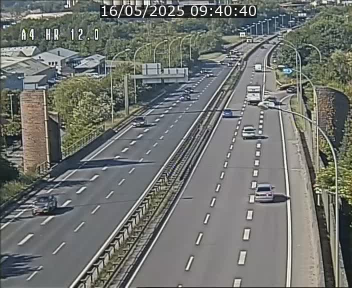 Traffic live webcam Luxembourg Jonction Foetz - A4 - BK 12.0 - direction Esch sur Alzette