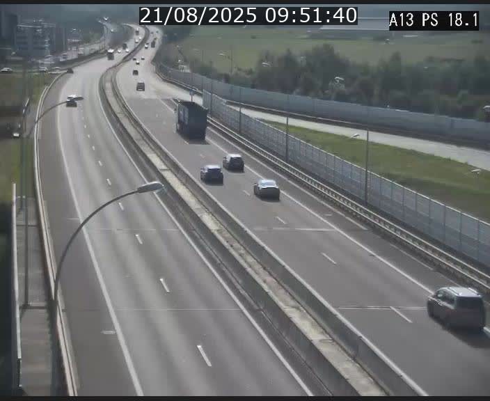 Traffic live webcam Luxembourg Dudelange - A13 direction Croix de Bettembourg - BK 18.1