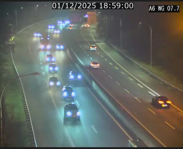 Traffic live webcam Luxembourg - Bridel - A6 - BK 7.7 - direction Belgique