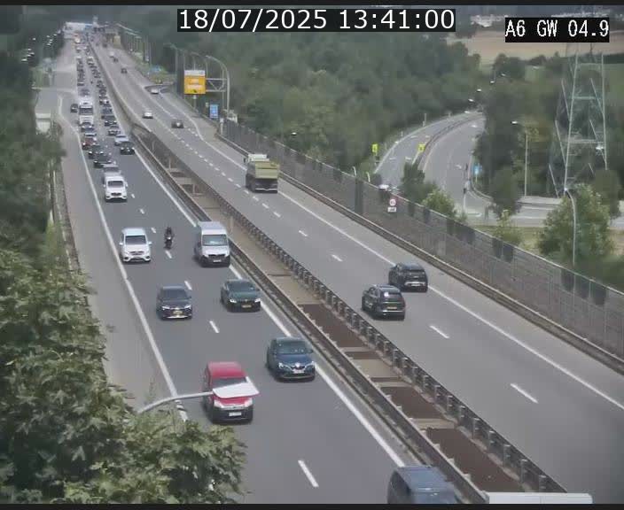 Traffic live webcam Luxembourg Croix de Cessange - A6 - BK 4.9 - direction Belgique