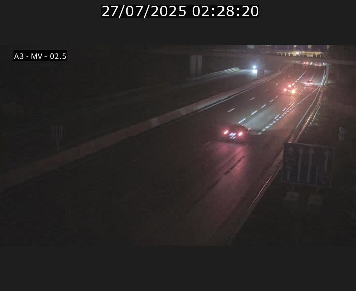 Webcam autoroute A3 au Luxembourg à proximité de la Croix de Gasperich. Vue orientée vers Luxembourg