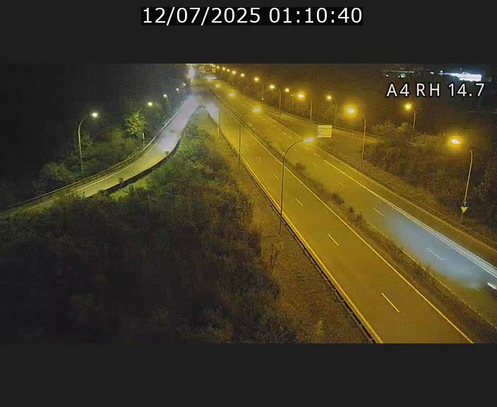 Traffic live webcam Luxembourg Jonction Lankelz - A4 - BK 14.7 - direction Luxembourg