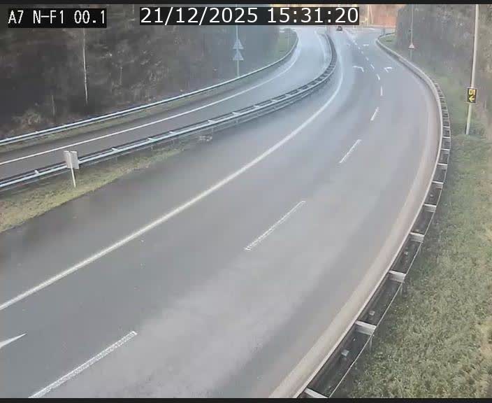 Webcam autoroute Luxembourg A7 située dans la sortie 1 Waldhof, vers la N11, avant le Tunnel Stafelter