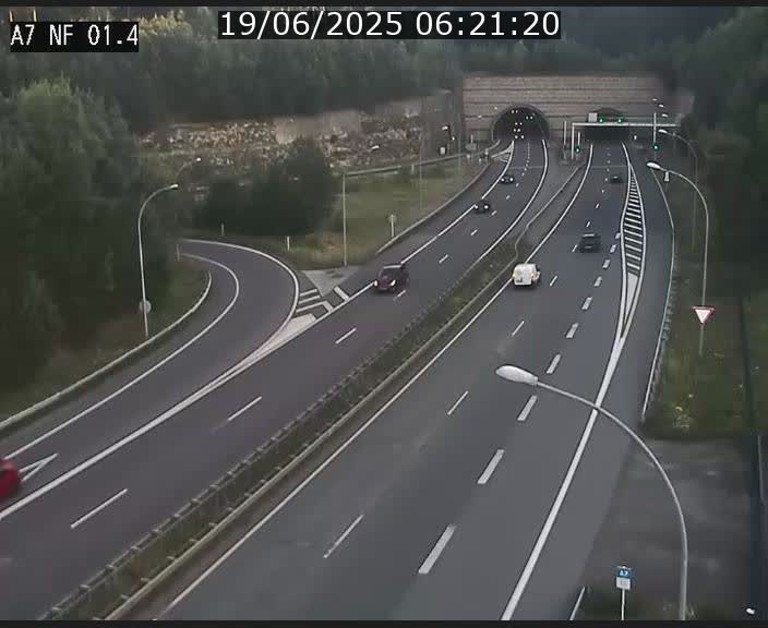 Caméra autoroute Luxembourg A7 - Echangeur Waldhaff - direction Tunnel Stafelter