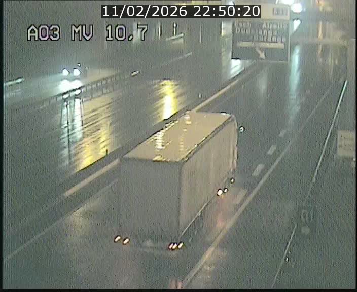 Traffic live webcam Luxembourg Croix de Bettembourg - A3 - BK 10.7 - direction France