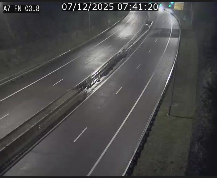 Caméra autoroute Luxembourg A7 - Passage à gibier Rëngelbour - direction Tunnel Stafelter