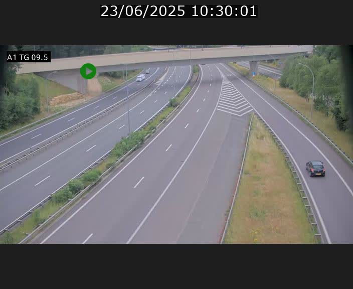 Traffic live webcam Luxembourg Jonction Grünewald - A1 direction Luxembourg-ville - BK 9.5