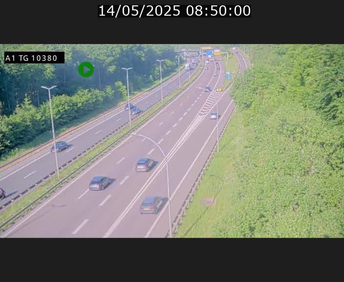 Traffic live webcam Luxembourg Senningerberg - A1 direction Luxembourg Kirchberg - BK 10.3