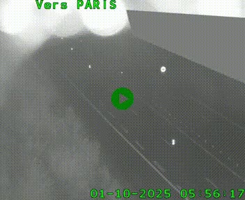 Caméra routière sur l'autoroute A20 à Saint-Pardoux-l'Ortigier, à la jonction avec l'A89. Vue orientée vers Paris