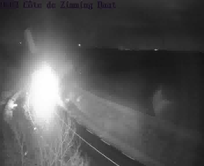 Webcam sur la D603 située en haut de la Côte de Zimming. Vue orientée vers Saint-Avold.