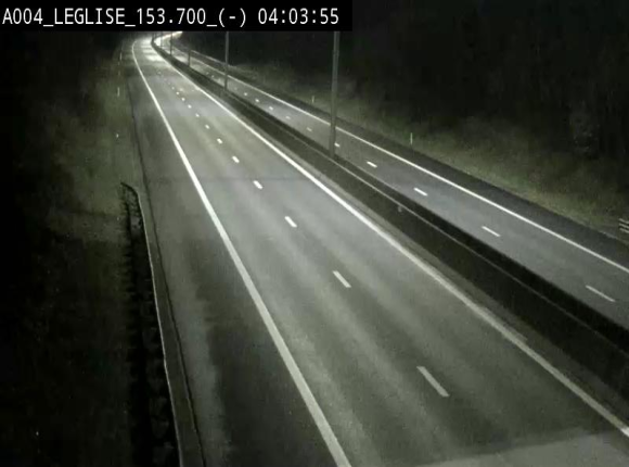 Webcam autoroute A4 (E411-E25) à Léglise, avant la jonction avec la N40. Vue orientée vers Bruxelles