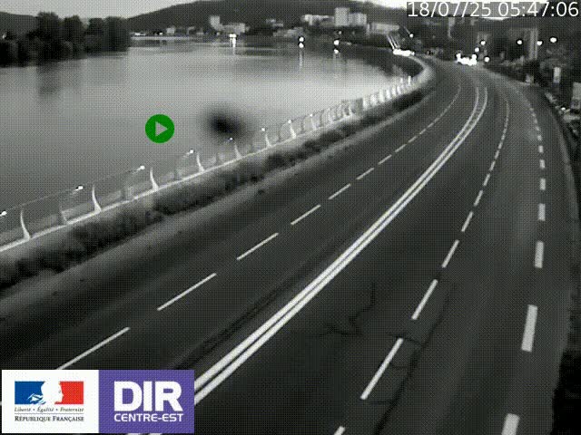 Webcam sur le quai Parjot à Vienne, aux Portes de Lyon, sur la Nationale 7, à la jonction avec le boulevard du Rhône-nord (D1407), caméra orientée vers Lyon