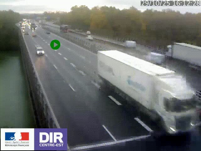 Caméra trafic à la jonction entre l'A46 (Rocade-est de Lyon) et l'A42 à hauteur de Vault-en-Velin en direction de Marseille