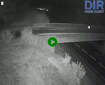 Webcam sur A84 à hauteur de Pont-Farcy, au niveau du pont autoroutier sur la Vire, au sud de Saint-Lô