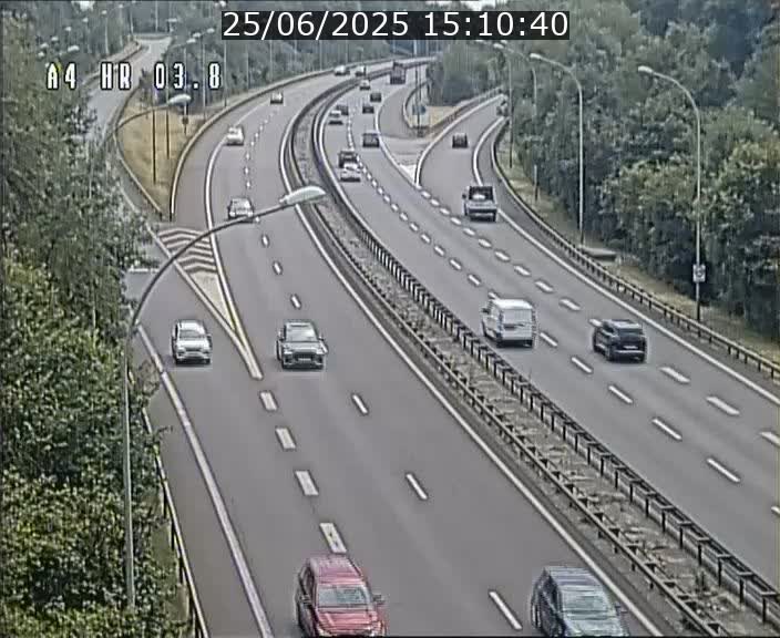 Webcam traffic A4 Luxembourg - BK 3.8 - Leudelange (direction Esch sur Alzette)
