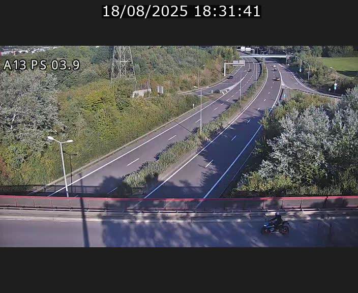 Traffic live webcam Luxembourg Differdange - A13 direction Esch-sur-Alzette - BK 3.9