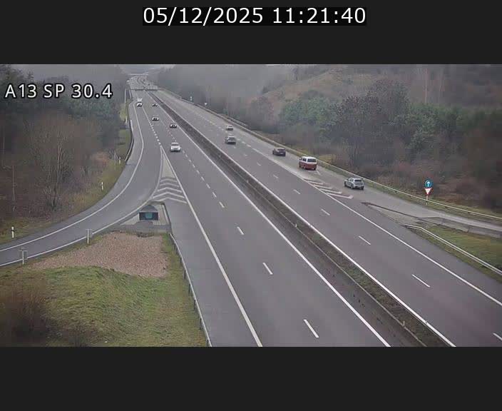 Traffic live webcam Luxembourg Altwies - A13 direction Luxembourg-ville - BK 30.4