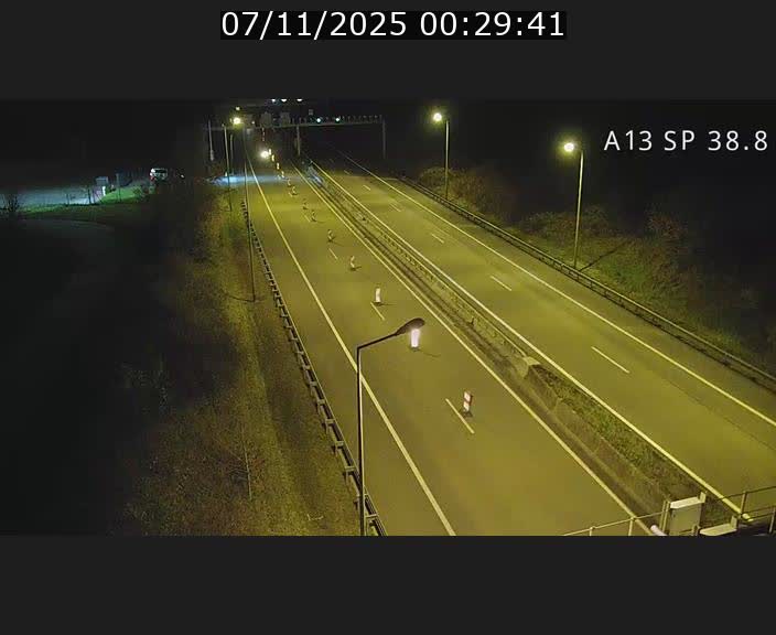 Webcam autoroute A13 à l'entrée ouest du tunnel Markusbierg à Schengen. Vue orientée vers le tunnel et l'Allemagne
