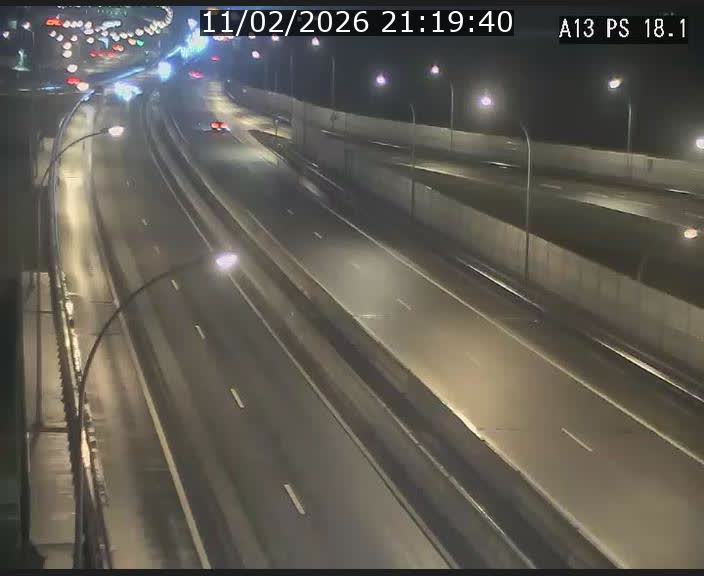 Traffic live webcam Luxembourg Dudelange - A13 direction Croix de Bettembourg - BK 18.1