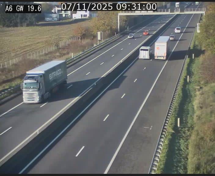Traffic live webcam Luxembourg - Steinfort - A6 - BK 19.6 - direction Belgique