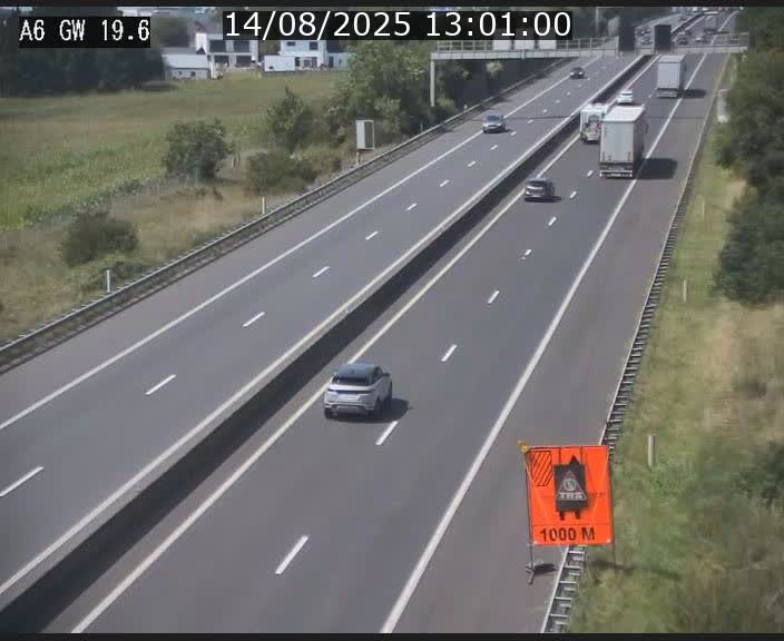 Traffic live webcam Luxembourg - Steinfort - A6 - BK 19.6 - direction Belgique