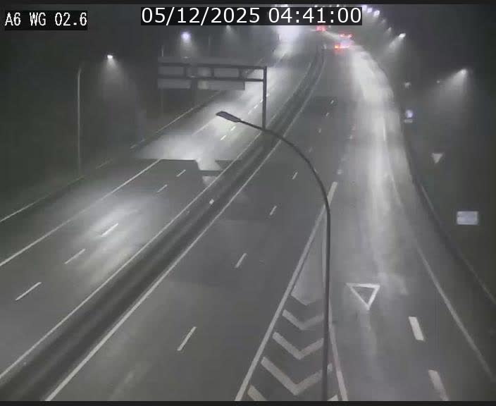 Traffic live webcam Luxembourg Croix de Cessange - A6 - BK 2.6 - direction France/Allemagne