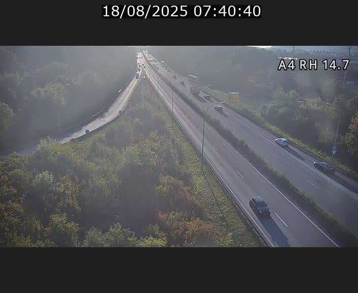 Traffic live webcam Luxembourg Jonction Lankelz - A4 - BK 14.7 - direction Luxembourg