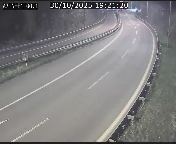 Webcam autoroute Luxembourg A7 située dans la sortie 1 Waldhof, vers la N11, avant le Tunnel Stafelter