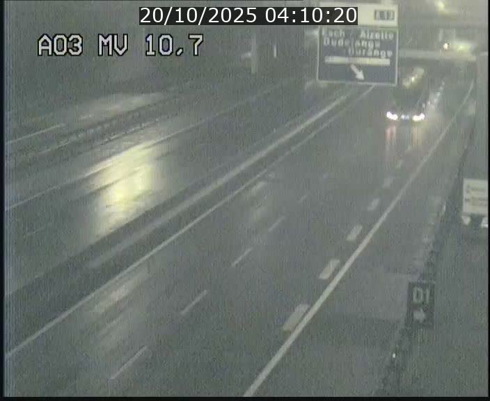 Traffic live webcam Luxembourg Croix de Bettembourg - A3 - BK 10.7 - direction France