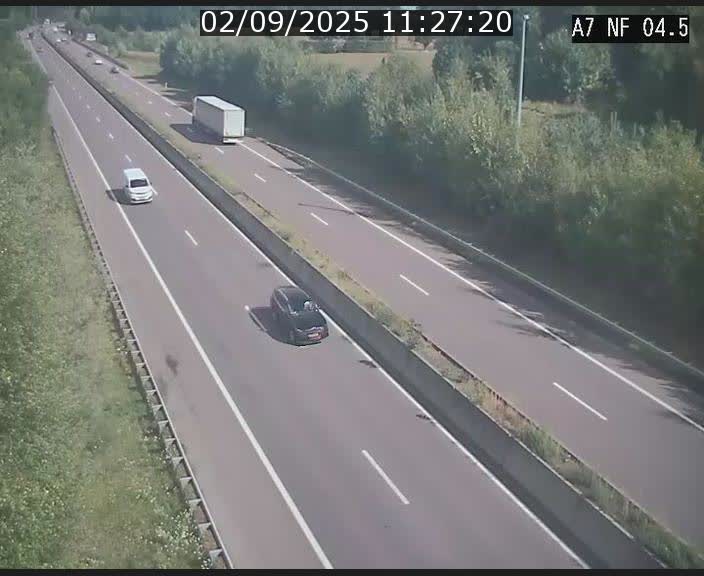 Caméra autoroute Luxembourg A7 - Passage à gibier Rëngelbour - direction Tunnel Grouft