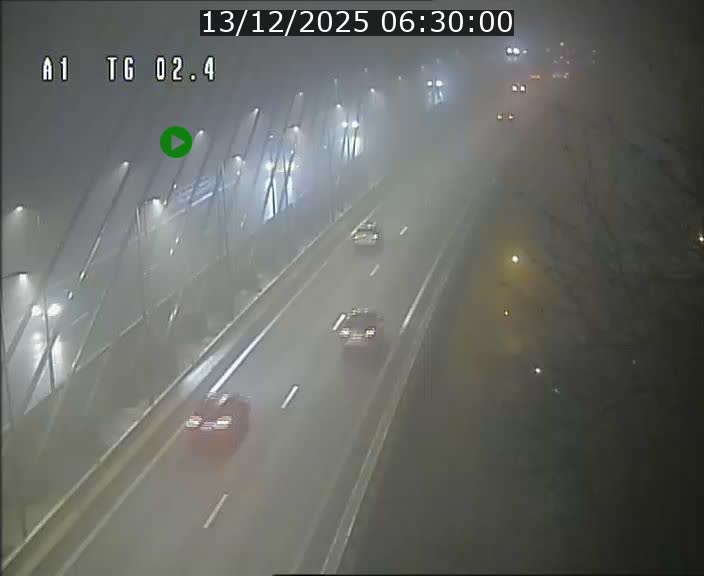 Traffic live webcam Luxembourg Sandweiler - A1 direction Luxembourg-ville - BK 2.4