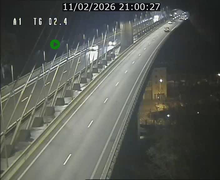 Traffic live webcam Luxembourg Sandweiler - A1 direction Luxembourg-ville - BK 2.4