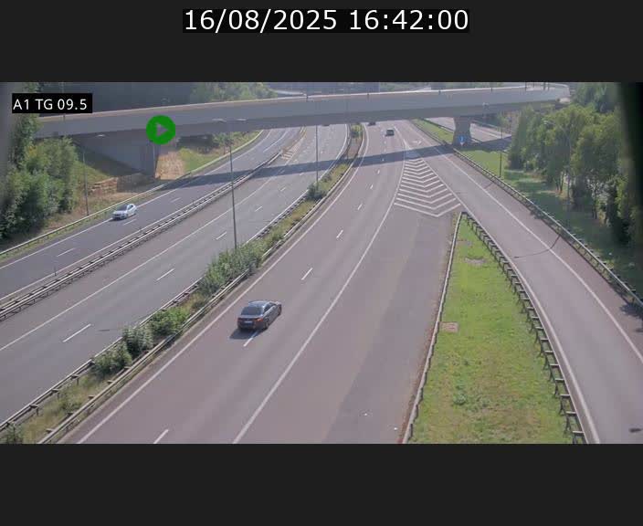 Traffic live webcam Luxembourg Jonction Grünewald - A1 direction Luxembourg-ville - BK 9.5