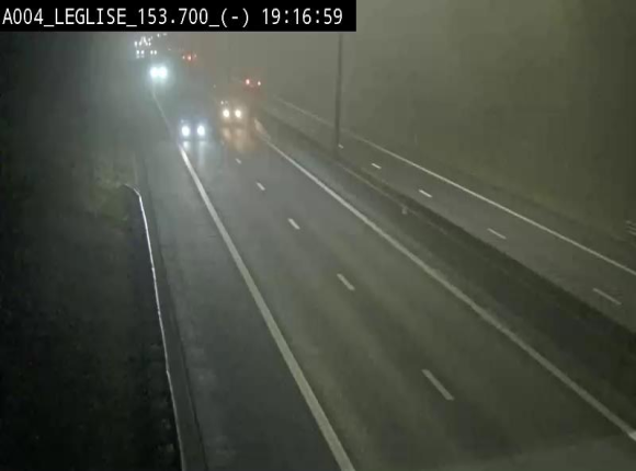 Webcam autoroute A4 (E411-E25) à Léglise, avant la jonction avec la N40. Vue orientée vers Bruxelles