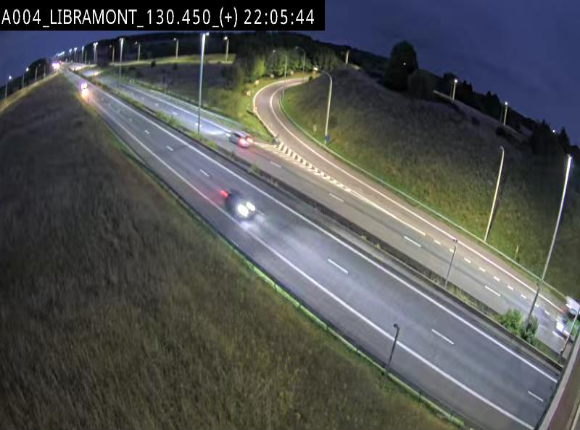 Webcam à Libramont sur l'E411 à la jonction avec la N89 menant vers Bouillon et la France. Vue orientée vers Arlon