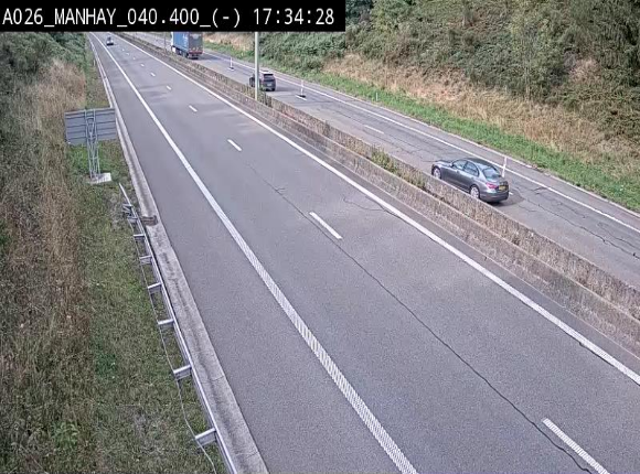 Webcam autoroute A26/E25 à hauteur de Manhay, après la jonction avec la N651 en direction de Liège - BK 40.4